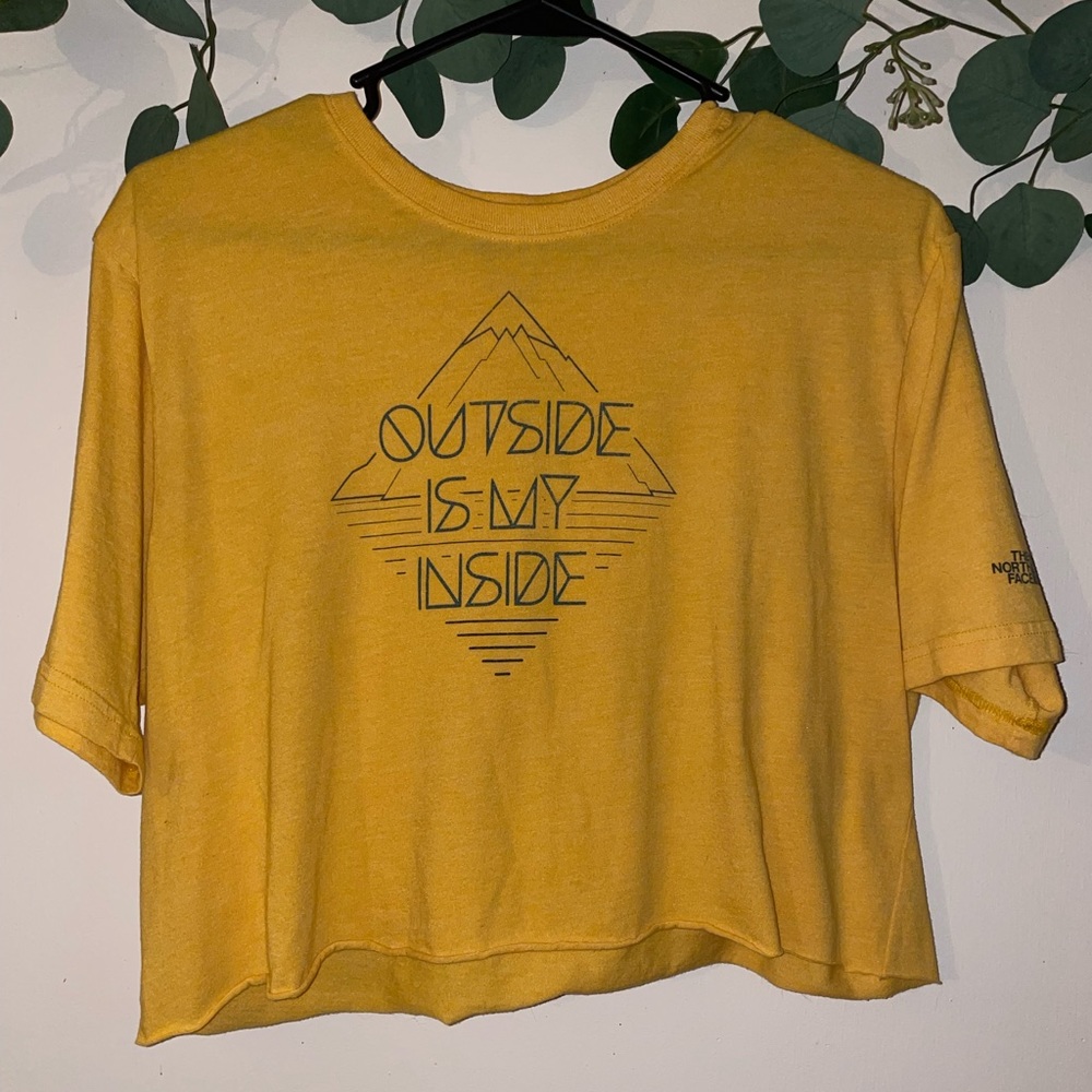 Graphic tee